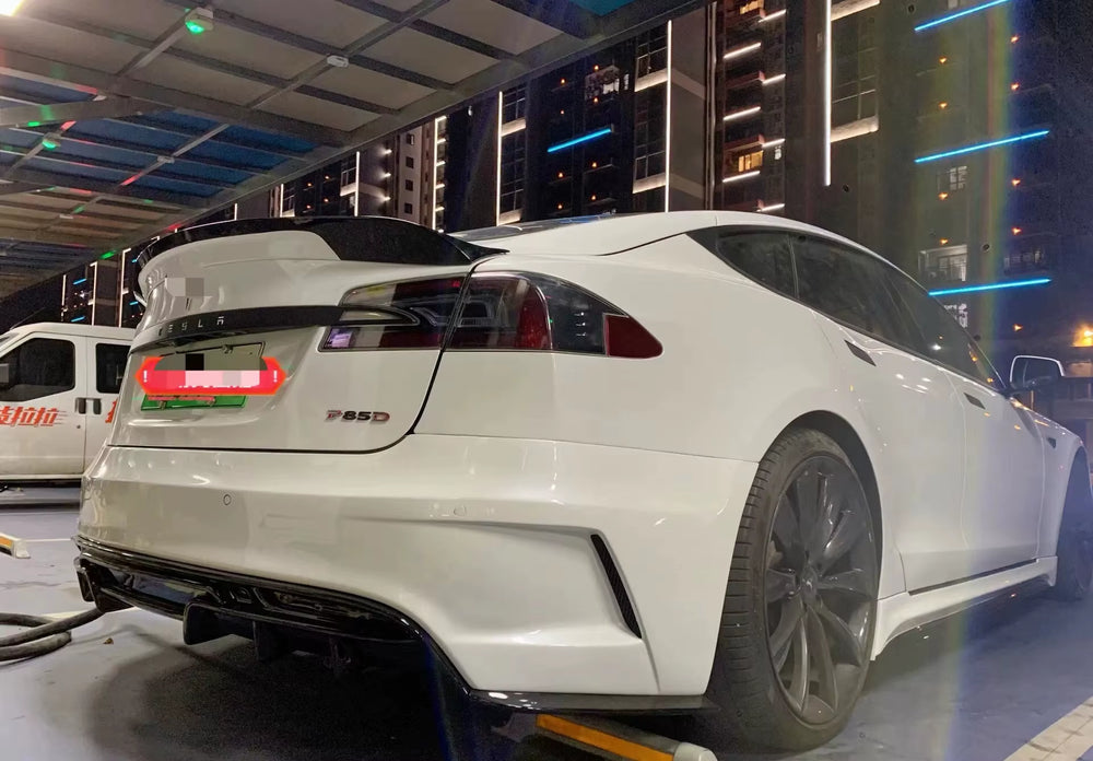 Carbon Fiber Body Kit for Tesla Model S Pd Style Front Rear Bumper Car Parts for Body Kit
