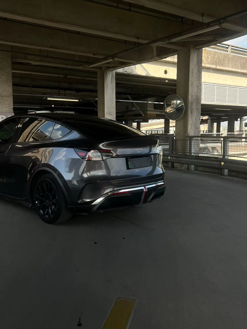 Starship Style High Quality Body Kit for Tesla Model Y Front Bumper Rear Bumper Side Skirts and Hood Spoiler Diffuser
