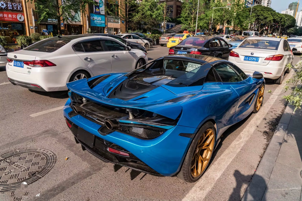 High Quality Dry Carbon Fiber V-Style Body Kit for Mclaren 720S Front Lip Skirt Rear Diffuser Spoiler Fender