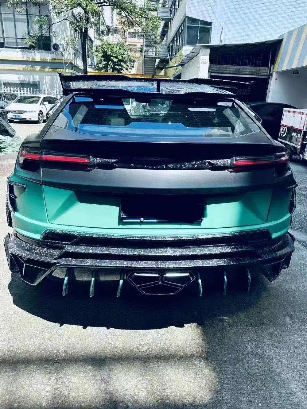 2024+ Auto Body Kit for Lamborghini URUS Venatus S Upgrade MSY Style Dry Carbon Fiber Front and Rear Bumper Diffuser Spoiler
