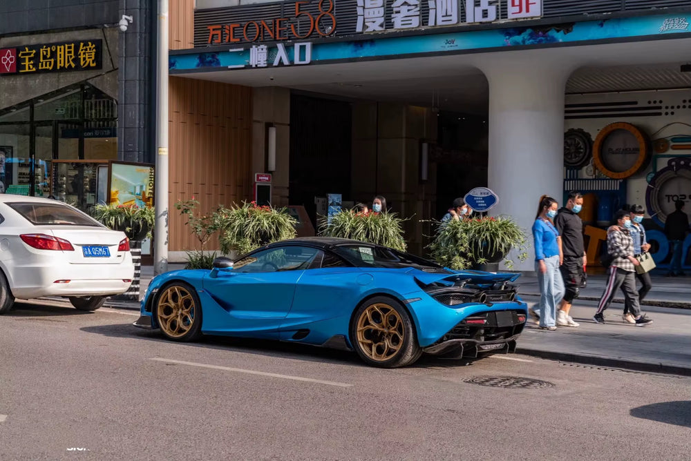 High Quality Dry Carbon Fiber V-Style Body Kit for Mclaren 720S Front Lip Skirt Rear Diffuser Spoiler Fender