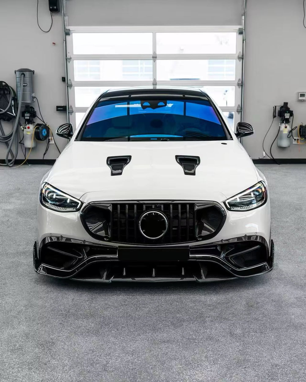 MSY Dry Carbon Fiber Body Kit for Mercedes-Benz S63 AMG 2024+ Carbon Fiber Front Lip Skirt Rear Diffuser Spoiler Hood Body Kit
