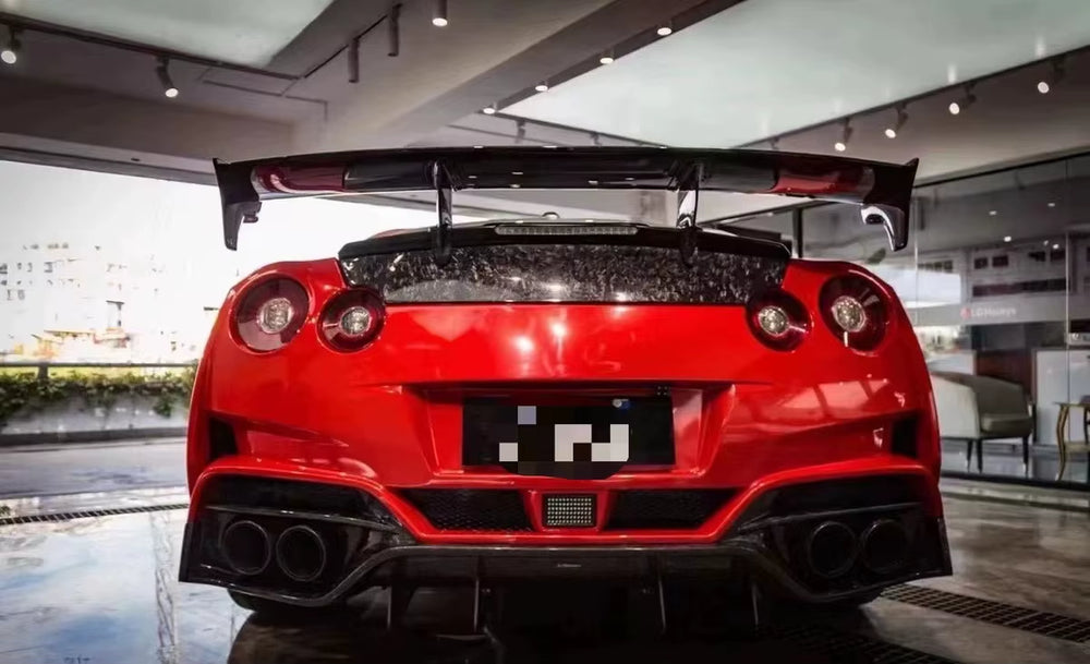 Var Style Front and Rear Bumpers Diffuser Spoiler Side Skirt Hood Carbon Fibre Body Kit Bumper for Nissan Gtr Gtr35 Bumper Body