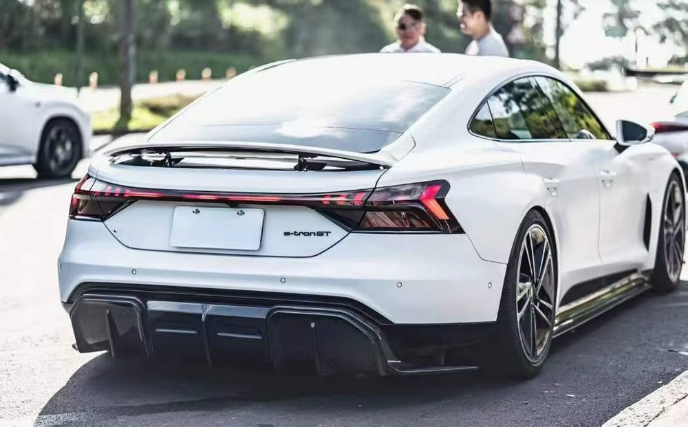 Carbon Fiber Body Kit for Audi RS E-Tron GT Front Bumper Lip Side Skirts Rear Bumper Diffuser Rear Wing Spoiler Body Kit