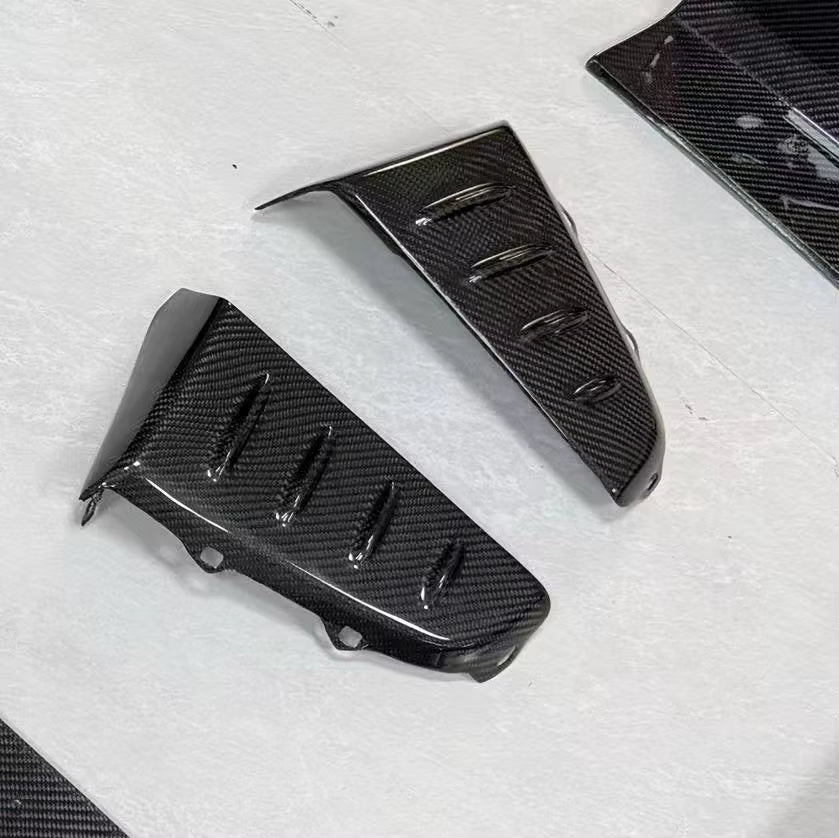 For BMW X7 LD Style Carbon Fiber Body Kit Front Bumper Attachment of Front Lip Grill