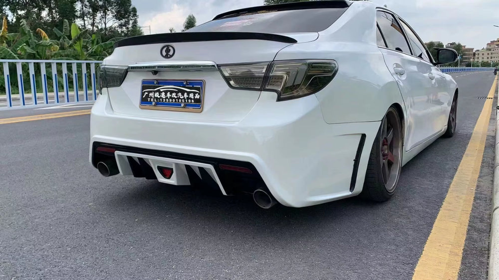 Body Kit Rear Bumper Side Skirts Car Bumpers for Toyota Reiz 2010-2016 Gs Style BODY KIT