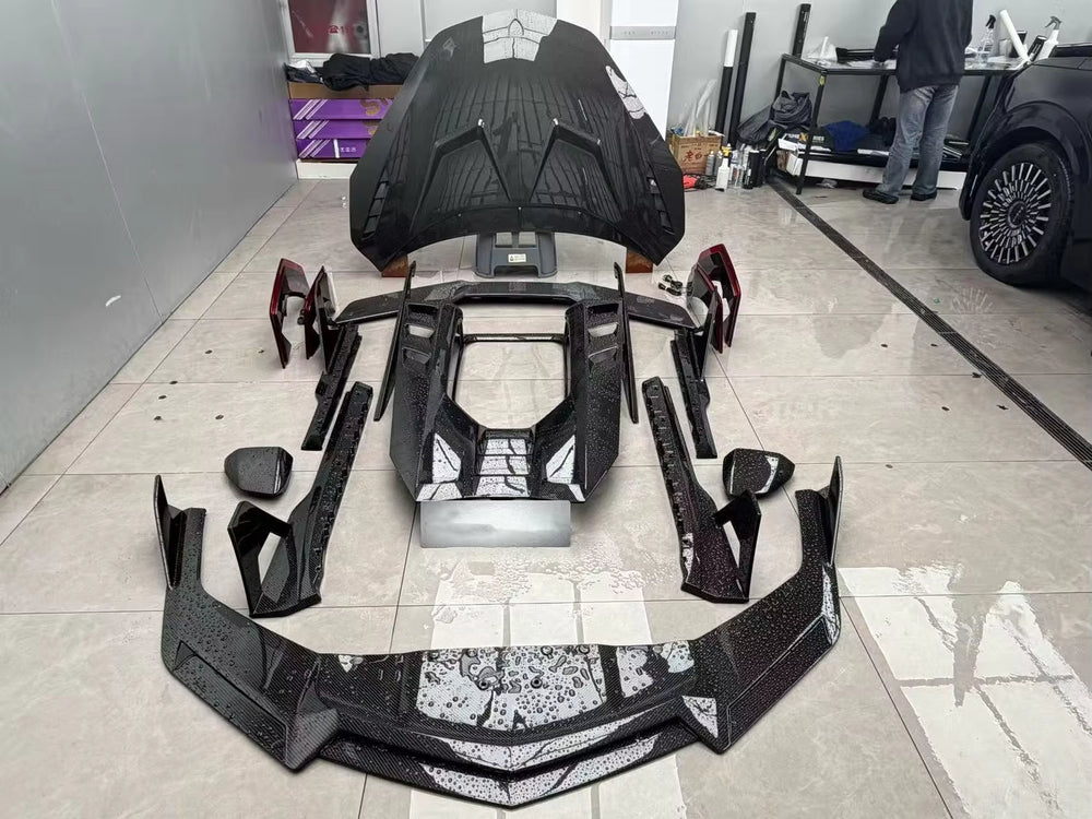 For Lamborghini Revuelto Wide Body Kit Front Bumper Lip Skirt Rear Diffuser Spoiler Hood Dry Carbon Fiber Auto Bodies