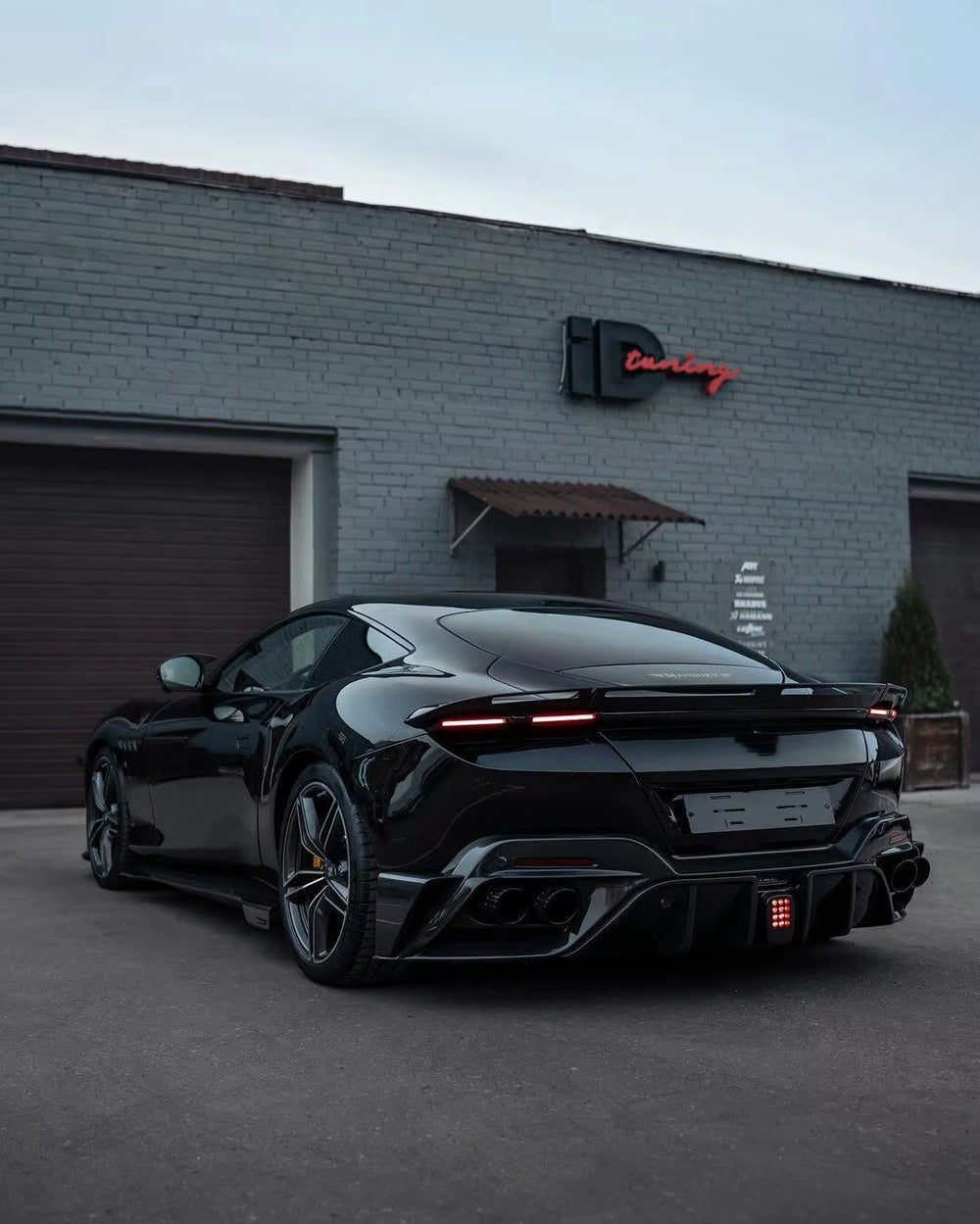 MSY Style Dry Carbon Fiber Body Kit for Ferrari Roma Front and Rear Bumper Side Skirt Spoiler Hood Body Kit
