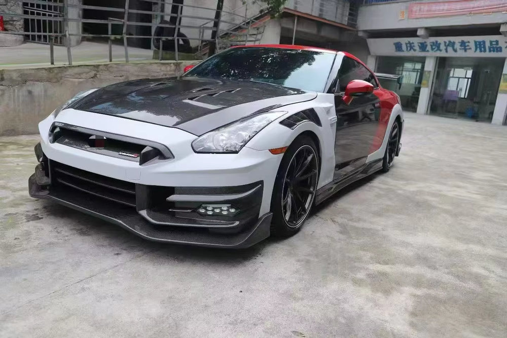 High Quality Factory Price Black Car Bumper Front Rear Lip Spoiler Engine Cover Side Skirts for Nissan GTR R35 Upgrade 2024