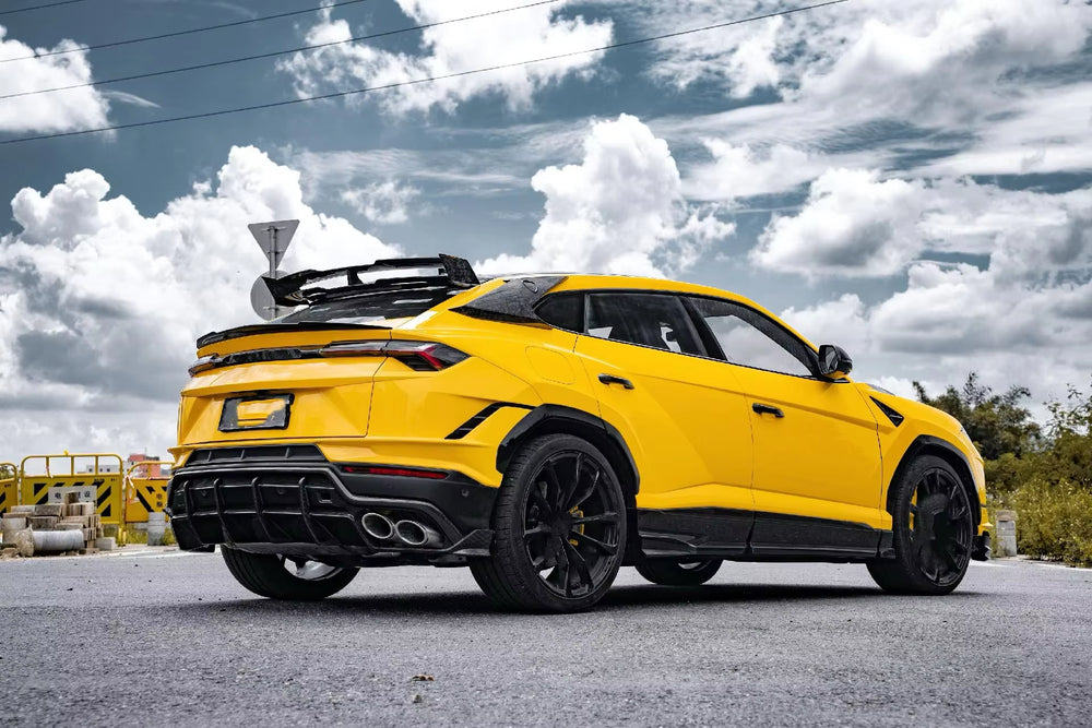Dry Carbon Fiber Body Kit Car Parts TOP Style with Front Lip Rear Diffuser Rear Spoiler for Lamborghin URUS Car Bodykit