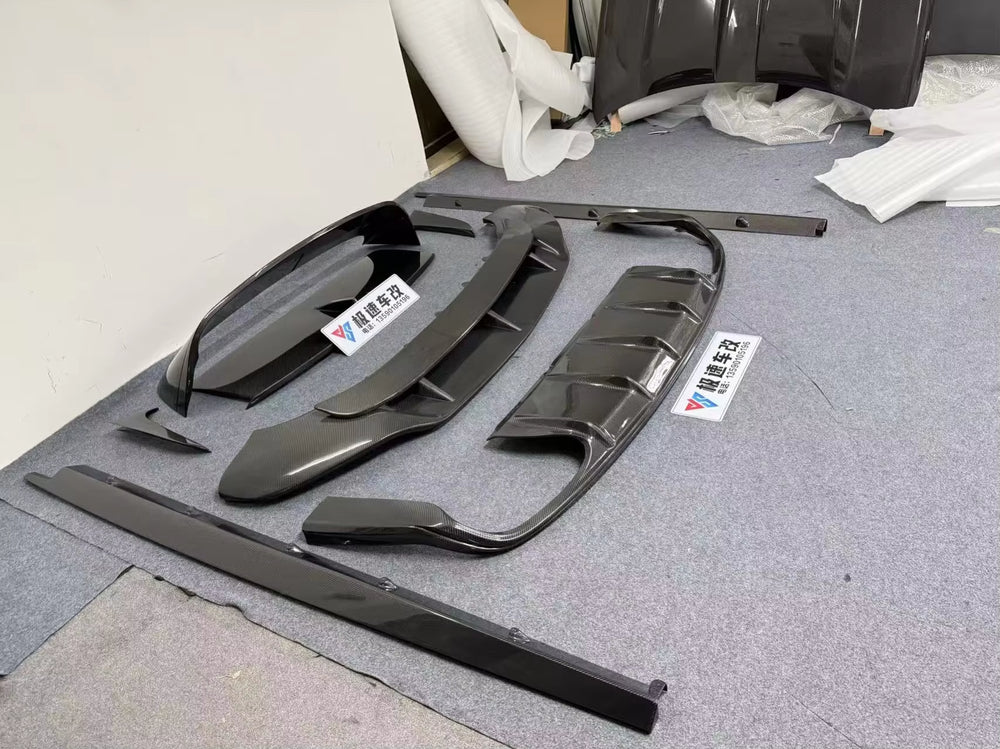 Upgrade Speed Style Carbon Fiber Body Kit for Bentley Bentayga New Front Lip Side Skirt Diffuser Spoiler Retrofit
