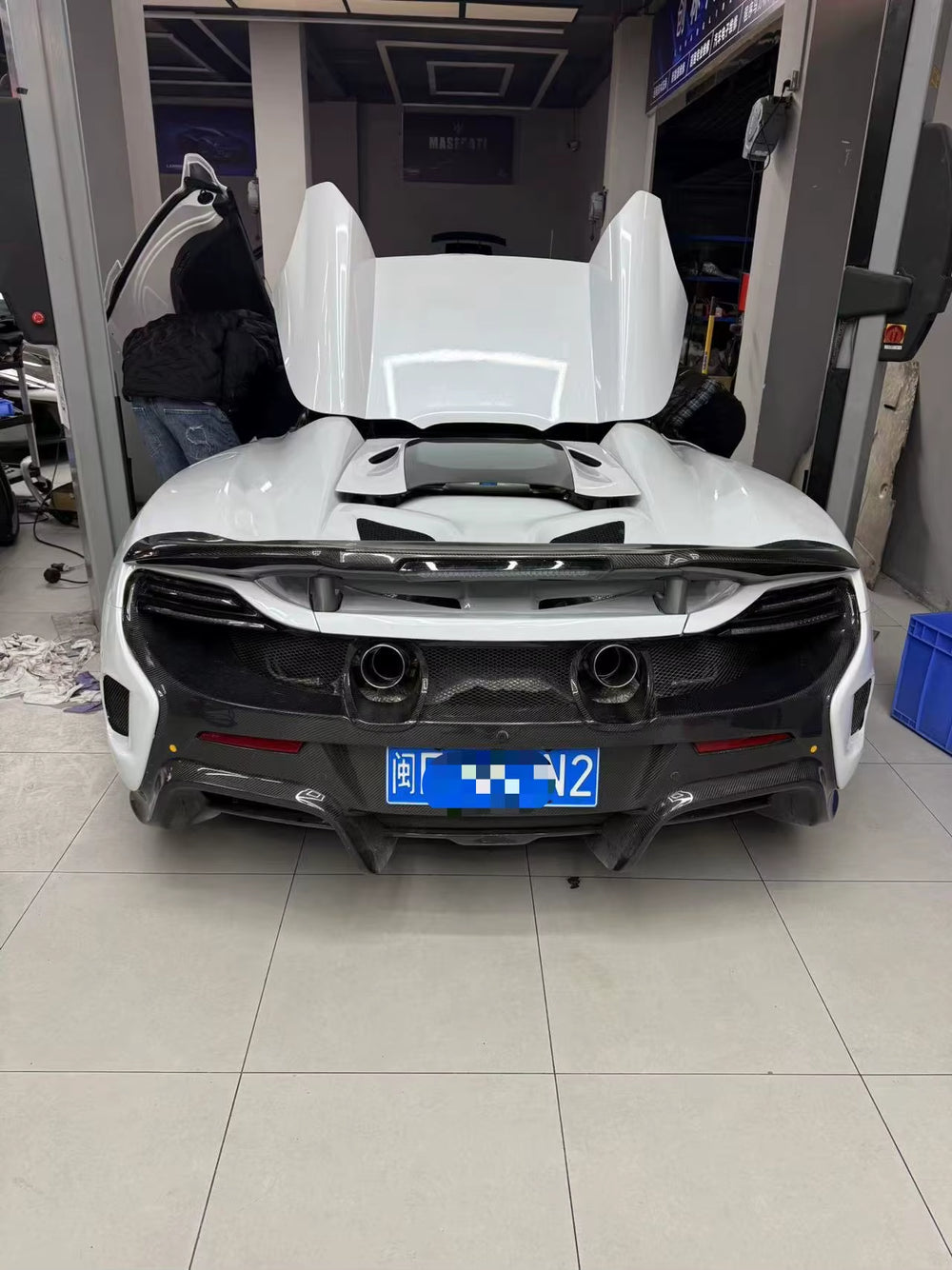 Carbon Fiber Body Kit Front and Rear Bumper Side Skirts Body Kits Suitable for Mclaren Mp4-12C 650S Upgrade to 675LT Body Kit